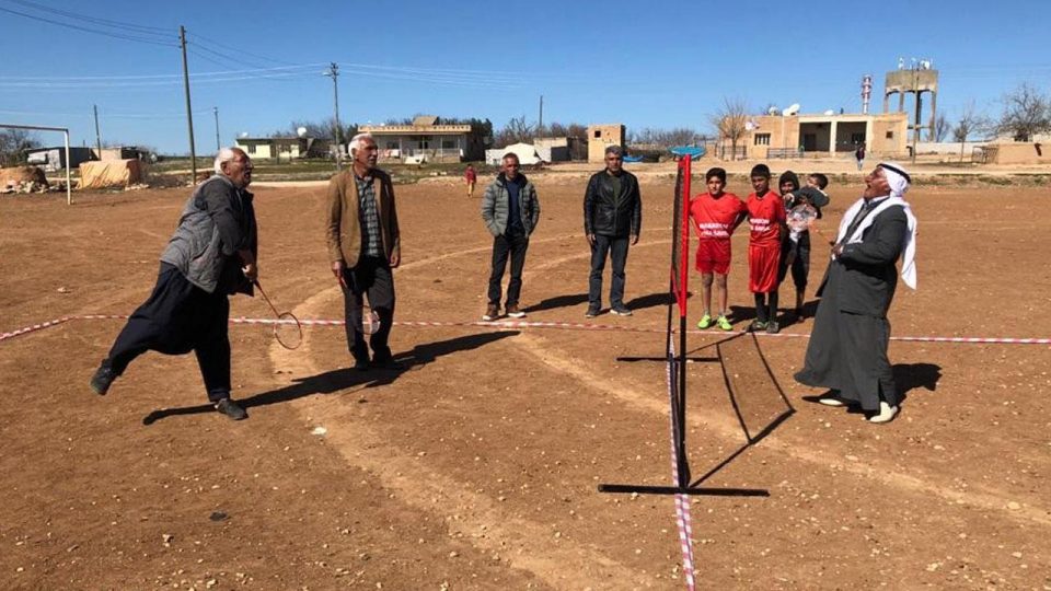 Mardinli köylülerin badminton sevgisi
