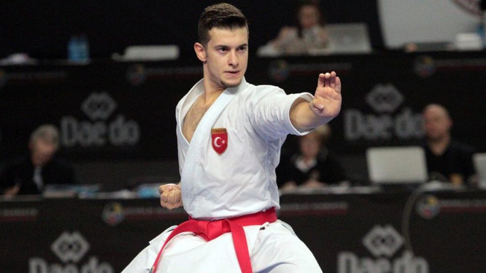 Milli sporcu Ali Sofuoğlu Avrupa Şampiyonu oldu