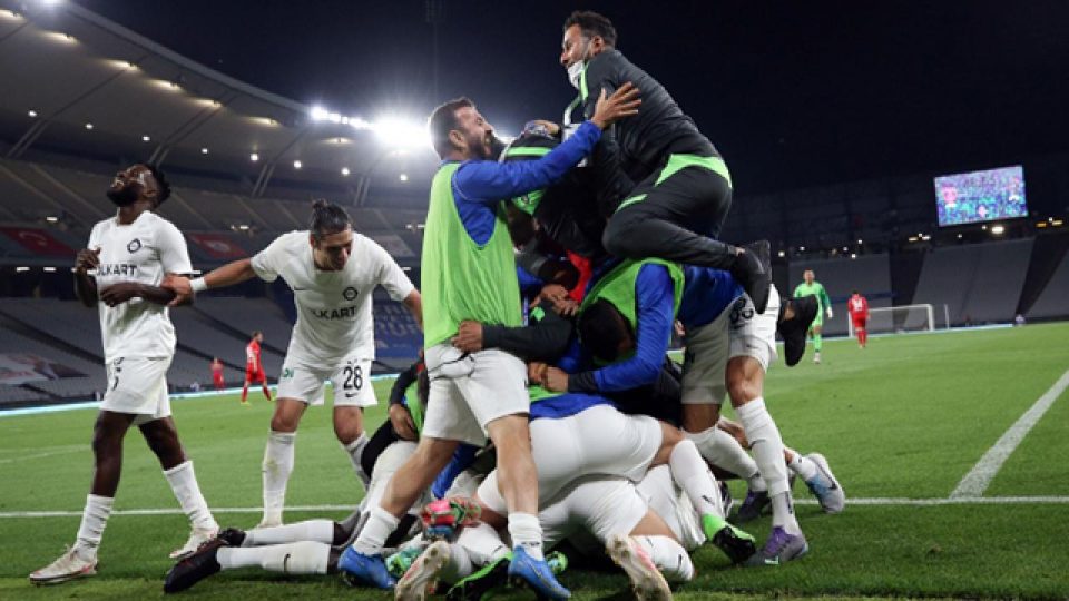Süper Lig’in son bileti Altay’ın