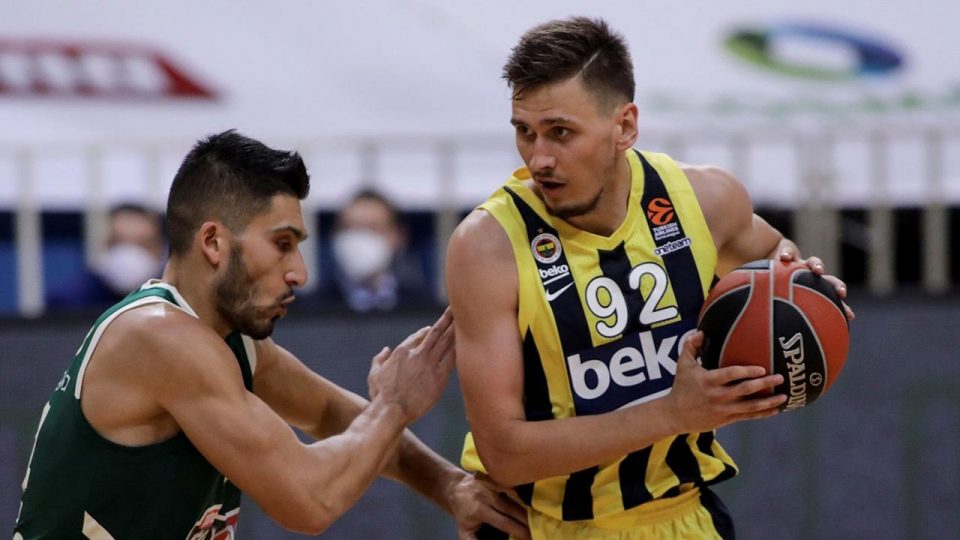 Fenerbahçe Beko’da Ulanovas ile yollar ayrıldı