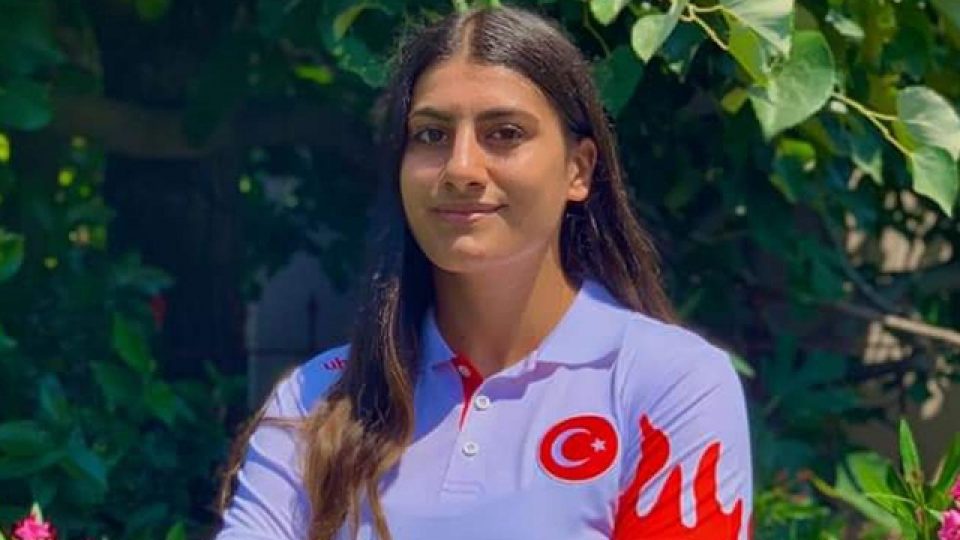 Avrupa Gençler Güreş Şampiyonası’nda 1 altın, 2 bronz madalya