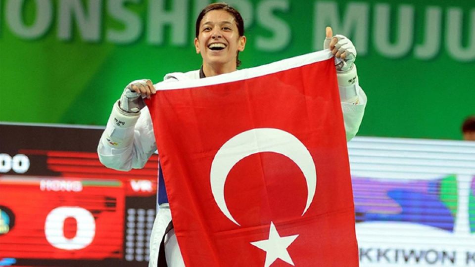 Tekvandoda Nur Tatar çeyrek finalde