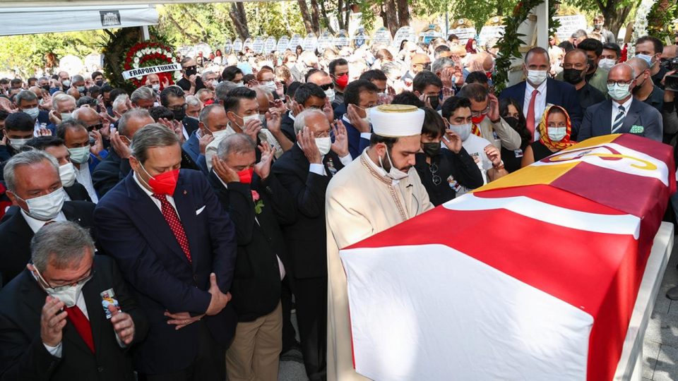 Duygun Yarsuvat son yolculuğuna uğurlandı