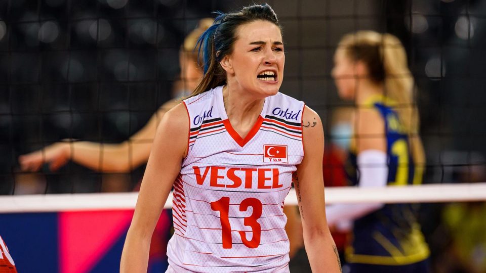 Milli voleybolcu Meryem Boz yeni yetenekler yetiştirecek