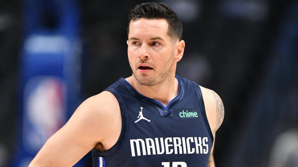 NBA’de oynayan JJ Redick 37 yaşında parkelere veda etti