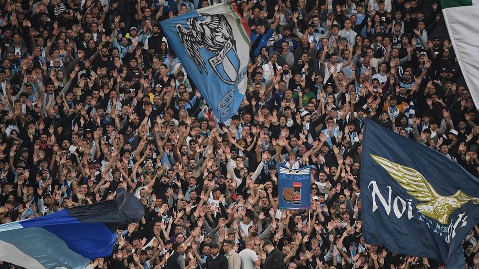 Lazio tribünlerinden yapılan ırkçı tezahüratlara kınama