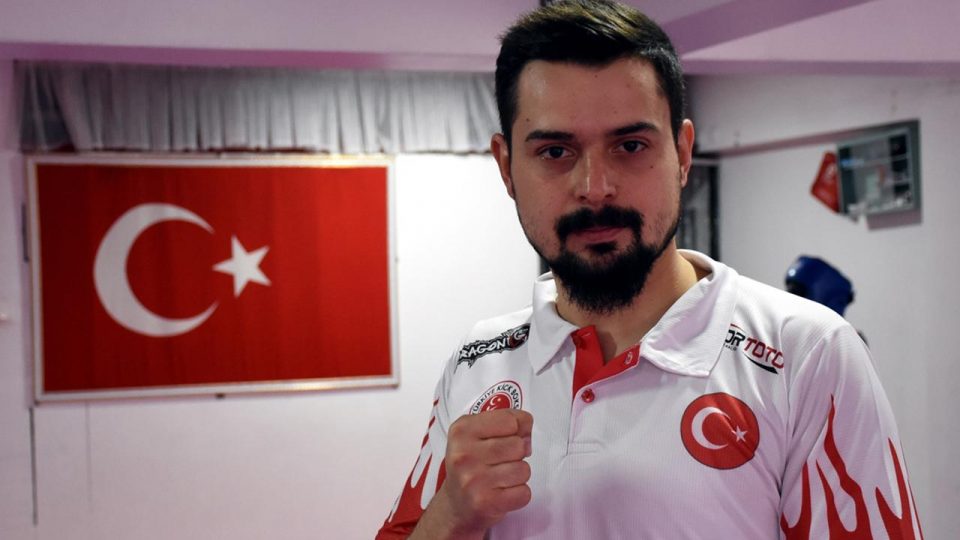 Milli kick boksçu Mustafa Ayten’in gözü dünya şampiyonluğunda