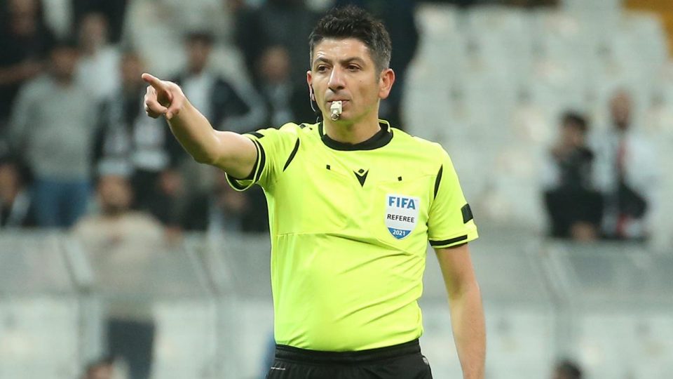 UEFA’dan hakem Yaşar Kemal Uğurlu’ya görev