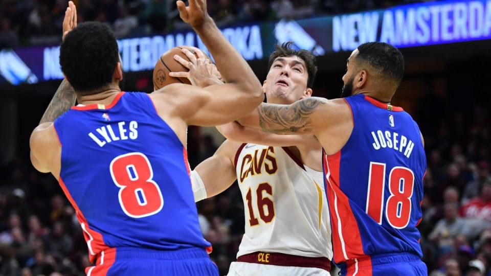 Cedi Osman’dan galibiyete 17 sayılık katkı