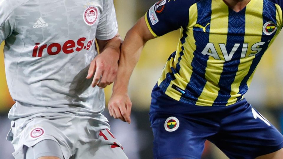 Fenerbahçe Olympiakos karşısında