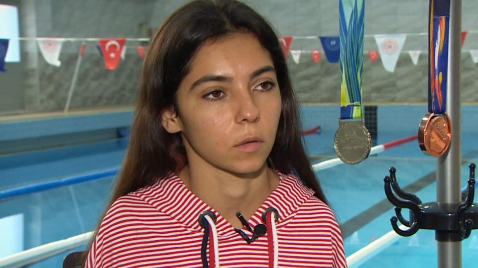 Sevilay Öztürk engellere madalya ile meydan okudu