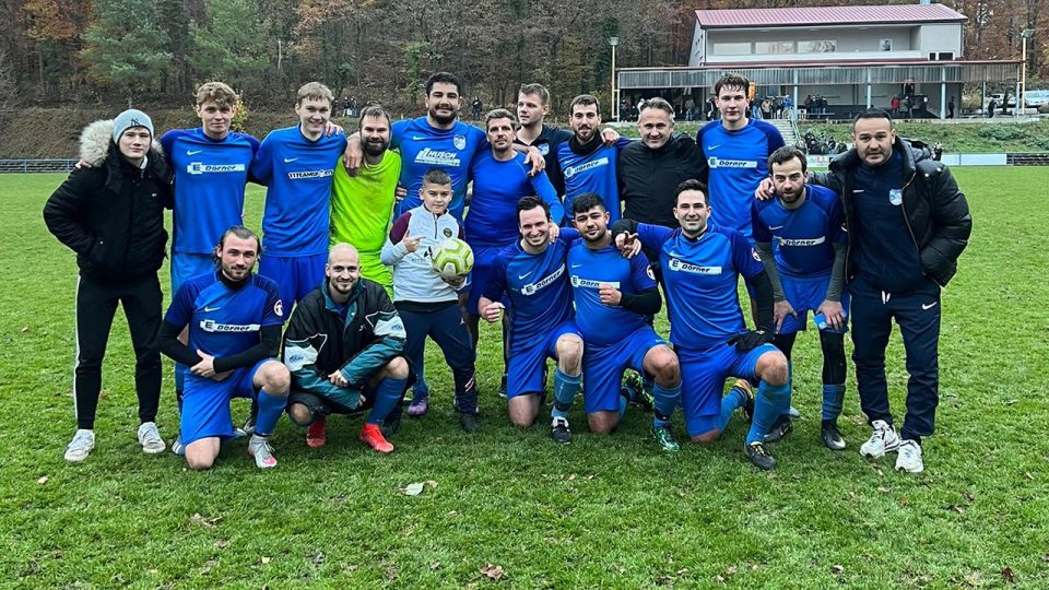 Olimpiyat şampiyonu milli güreşçi Taha Akgül futbola başladı