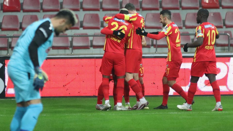 Sivasspor’un serisine Kayserispor son verdi