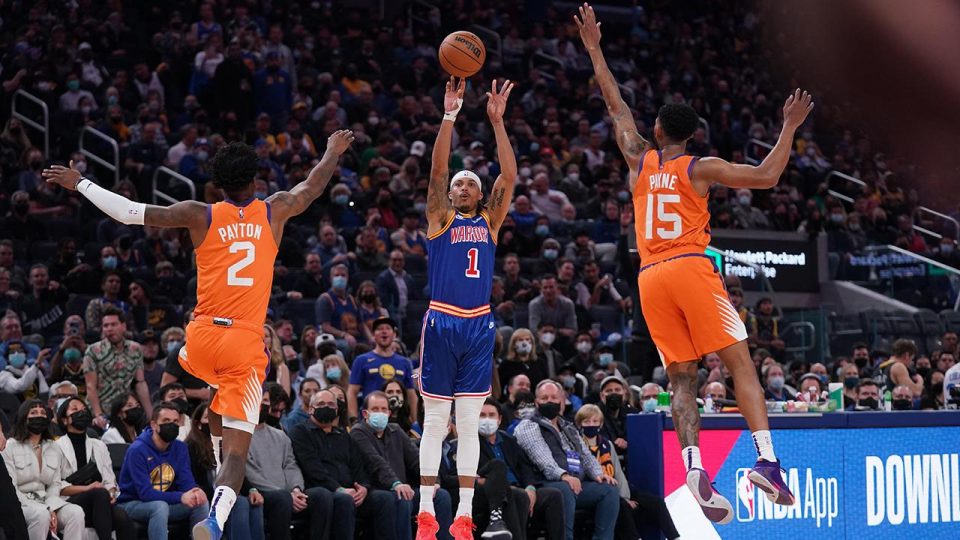 Warriors, Suns’ın serisine son verdi