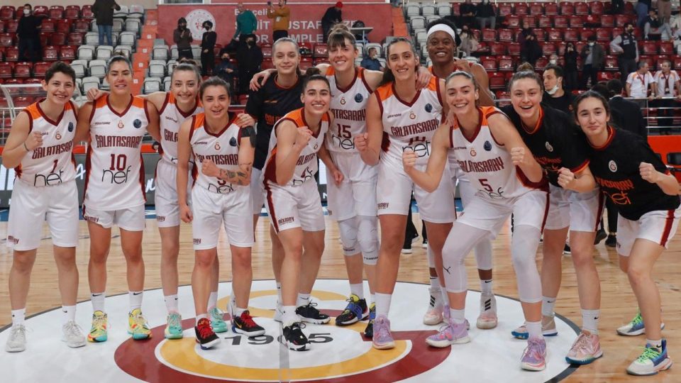 Galatasaray Kadın Basketbol Takımı Macaristan deplasmanında