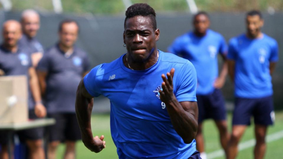 Mario Balotelli İtalya Milli Takımı’na davet edildi