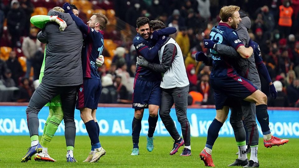 Trabzonspor 15 haftadır lider