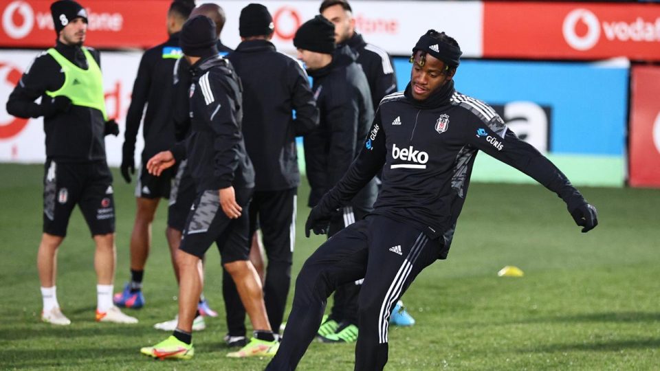 Beşiktaş’ta Antalyaspor maçı kadrosu belli oldu