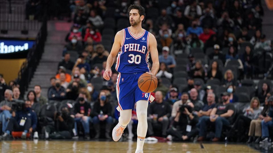 Furkan Korkmaz’dan Bucks galibiyetine 13 sayılık katkı