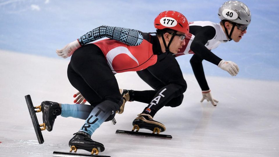 Milli sporcu Furkan Akar Pekin’de çeyrek finalde