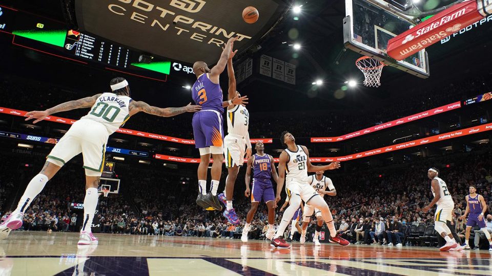 NBA’de Phoenix Suns doludizgin gidiyor