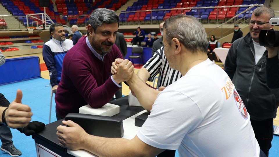 Bedensel engelli bireyler sporun birleştirici gücüyle sahaya çıkıyor