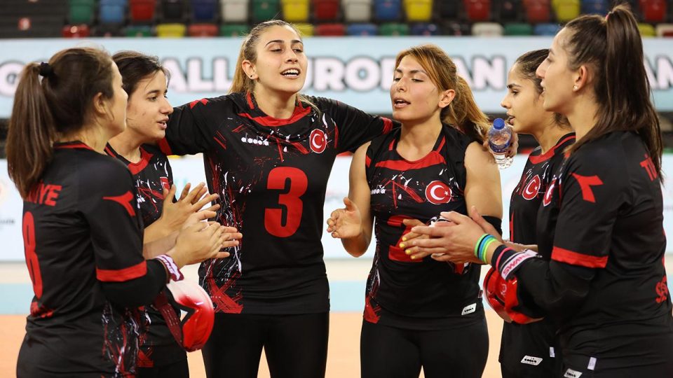 Kadın sporcu sayısı 30 kat arttı