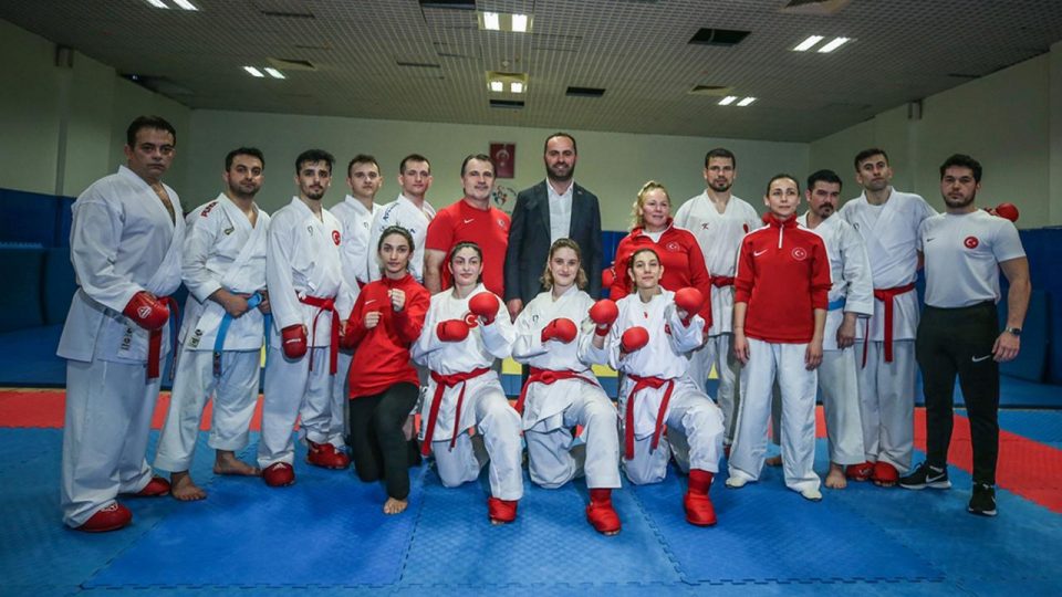 İşitme engelli milliler Brezilya’daki Yaz Olimpiyatları için gün sayıyor