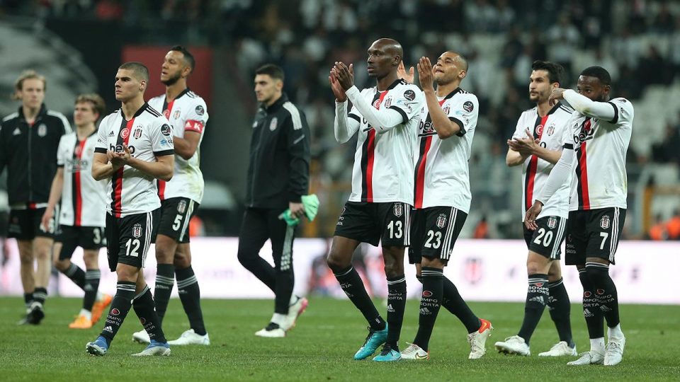 Beşiktaş Avrupa kupalarını zora soktu