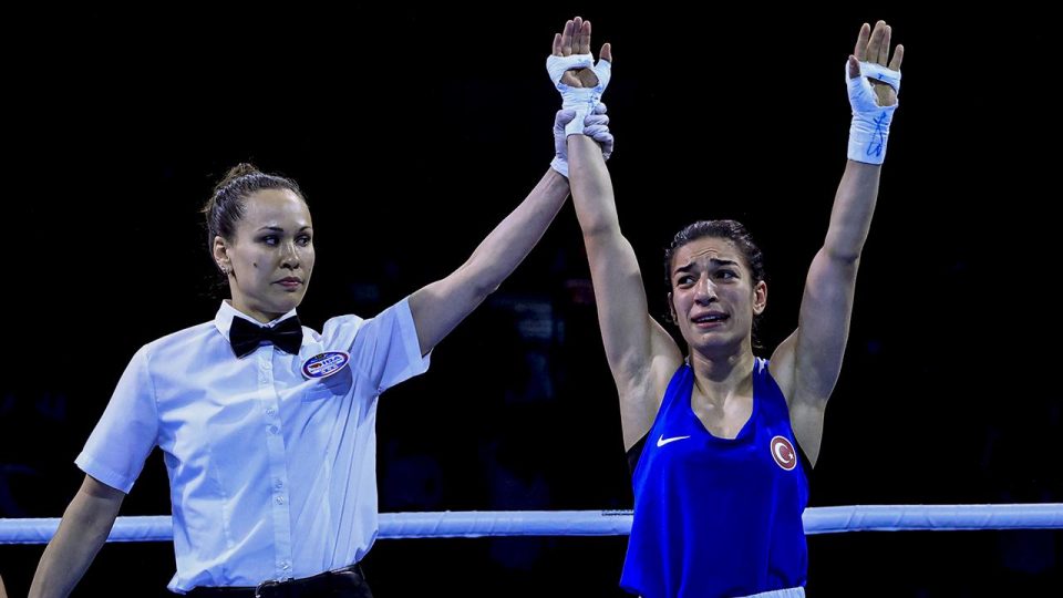 Milli boksör Sema Çalışkan bronz madalyayla kazandı