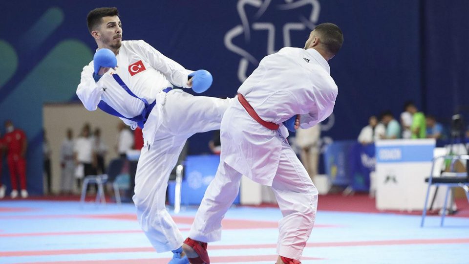 Milli karateci Eray Şamdan altın madalya kazandı