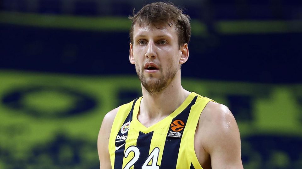 Barcelona Jan Vesely ile sözleşme imzaladı