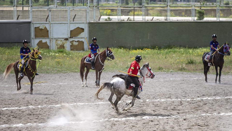Türkiye Geleneksel Atlı Spor Dalları Federasyonu geleneği geleceğe taşıyacak