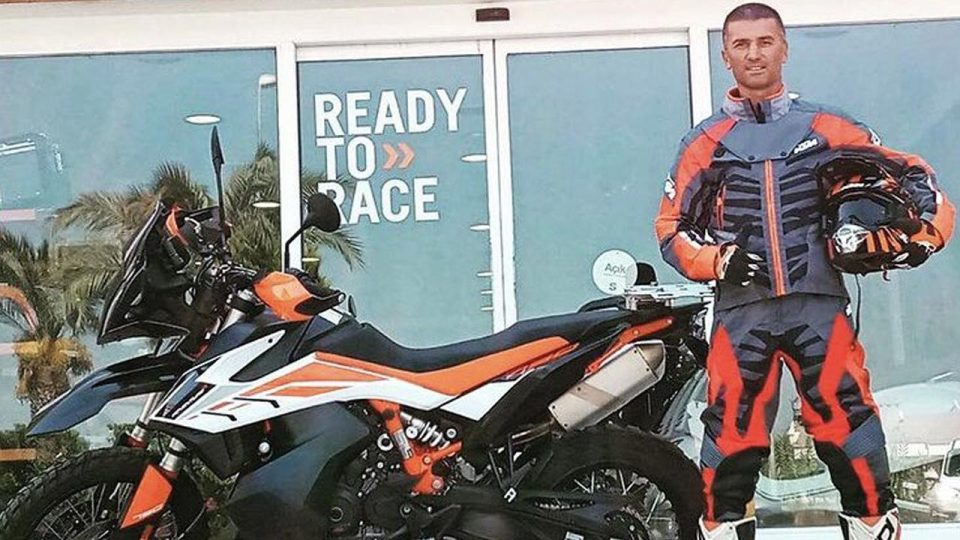 Serkan Özdemir Avrupa Ralli Kupası’nın ikinci ayağında birinci oldu