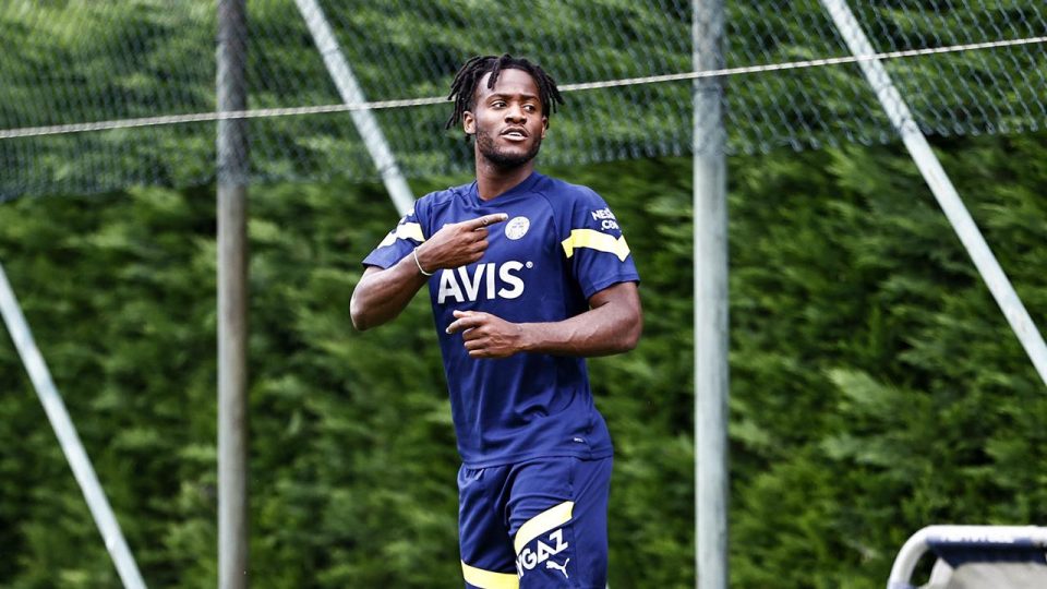 Fenerbahçe’de Batshuayi özel program dahilinde çalıştı