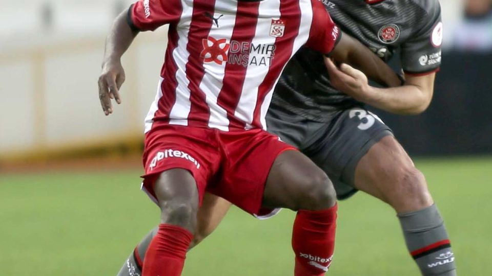 Sivasspor Fatih Karagümrük’ü konuk edecek