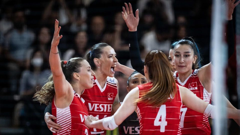 A Milli Kadın Voleybol Takımı, Dünya Şampiyonası’nda çeyrek finale yükseldi