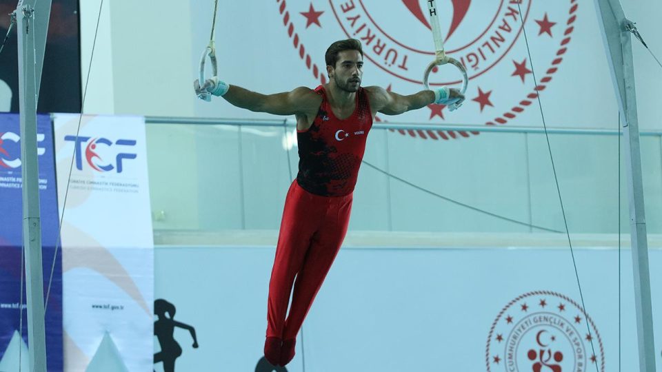 Artistik Cimnastik Dünya Kupası’nda 9 milli sporcu finale kaldı