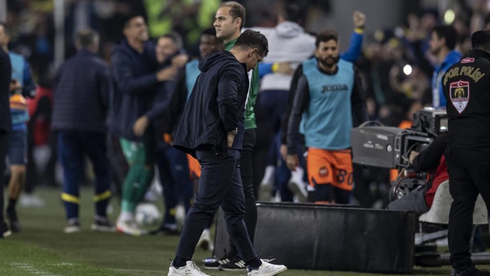 Başakşehir ligdeki ikinci yenilgisini aldı