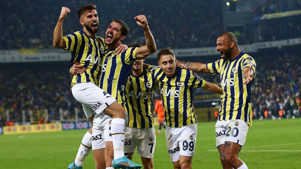 Fenerbahçe son dakikalarda sevindi