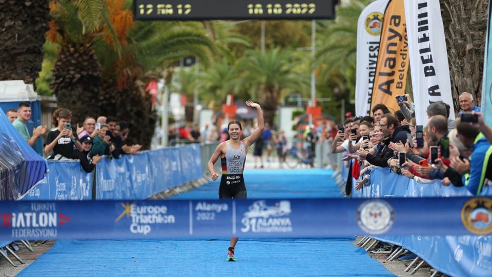 Uluslararası Alanya Triatlon Yarışları’nın 31.’si Avrupa Kupası’yla sona erdi