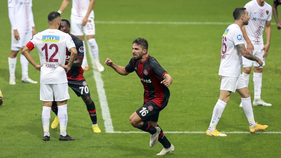 Volkan Demirel yönetimindeki Hatayspor ilk yenilgisini aldı