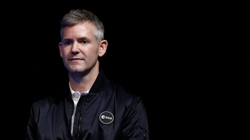 İngiliz paralimpik sporcu, ESA’nın ilk engelli astronotu oldu