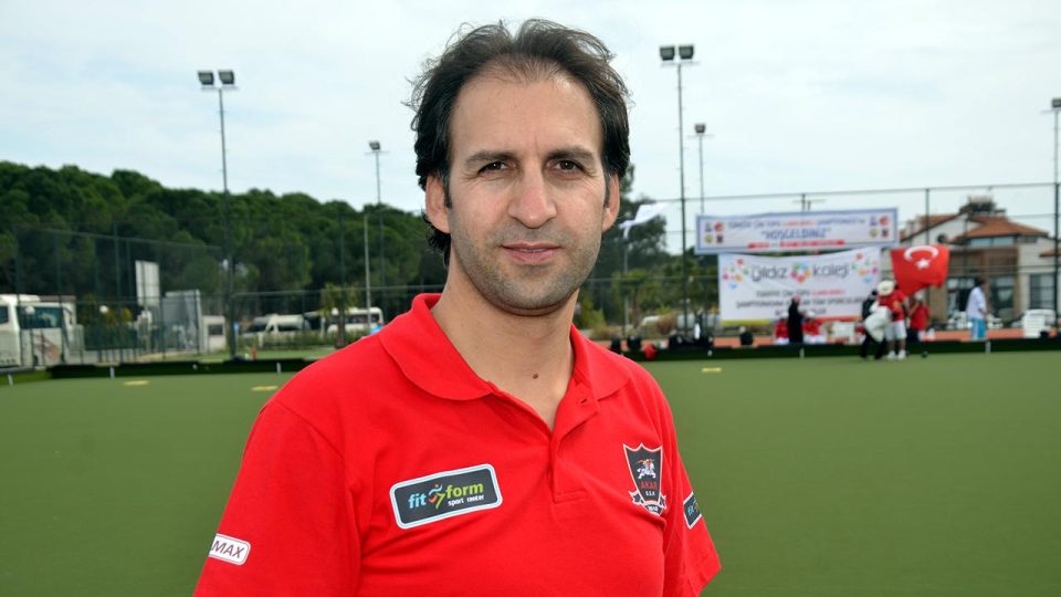 Milli sporcu Özkan Akar’ın hedefi çim topunda dünya şampiyonluğu