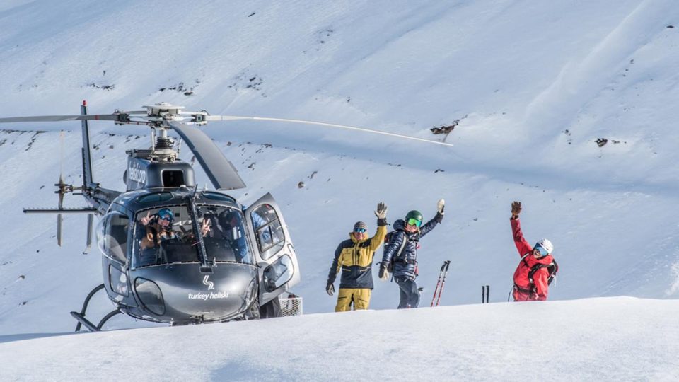 Kaçkar Dağları’nda “heliski” heyecanı devam ediyor