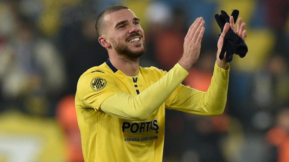 MKE Ankaragücü’nün vazgeçilmezi Mujakic