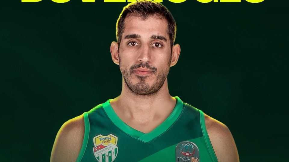 Basketbolcu Ahmet Düverioğlu’nun anneannesi depremde hayatını kaybetti