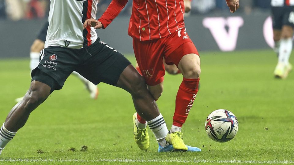 Beşiktaş erteleme maçında Antalyaspor’u ağırlayacak
