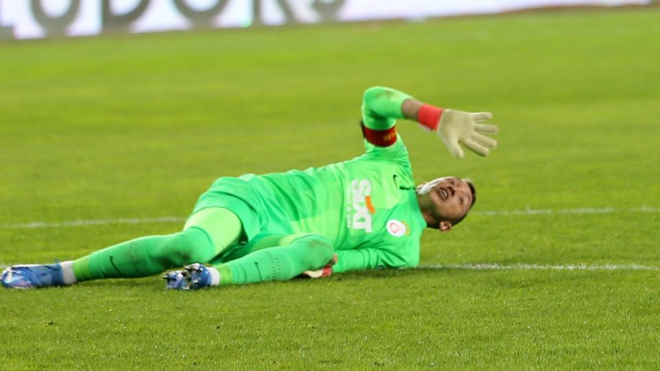 Galatasaray’dan Muslera’nın sakatlığı hakkında açıklama