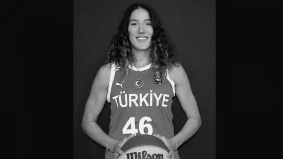 Milli basketbolcu Nilay Aydoğan İstanbul’da defnedildi